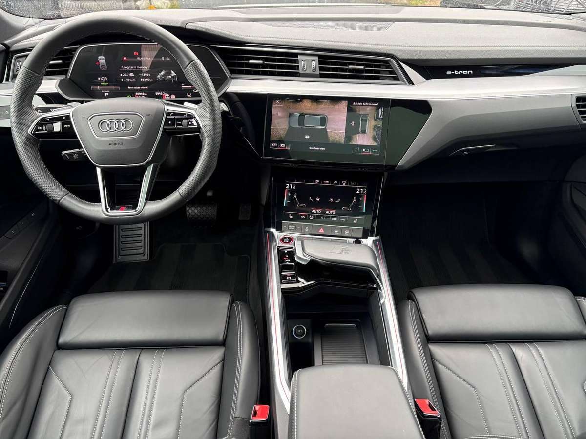 Audi e-tron S, visureigis / krosoveris