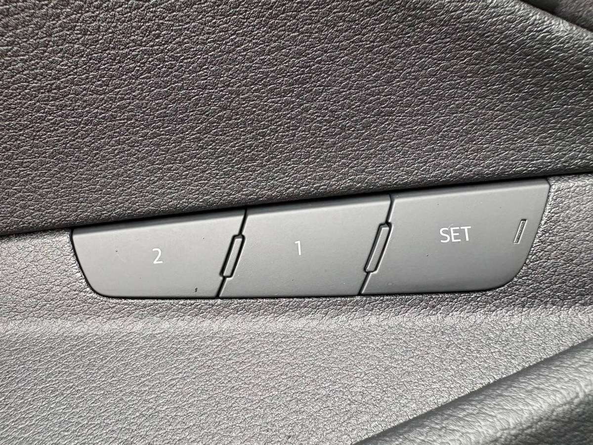 Audi e-tron S, visureigis / krosoveris