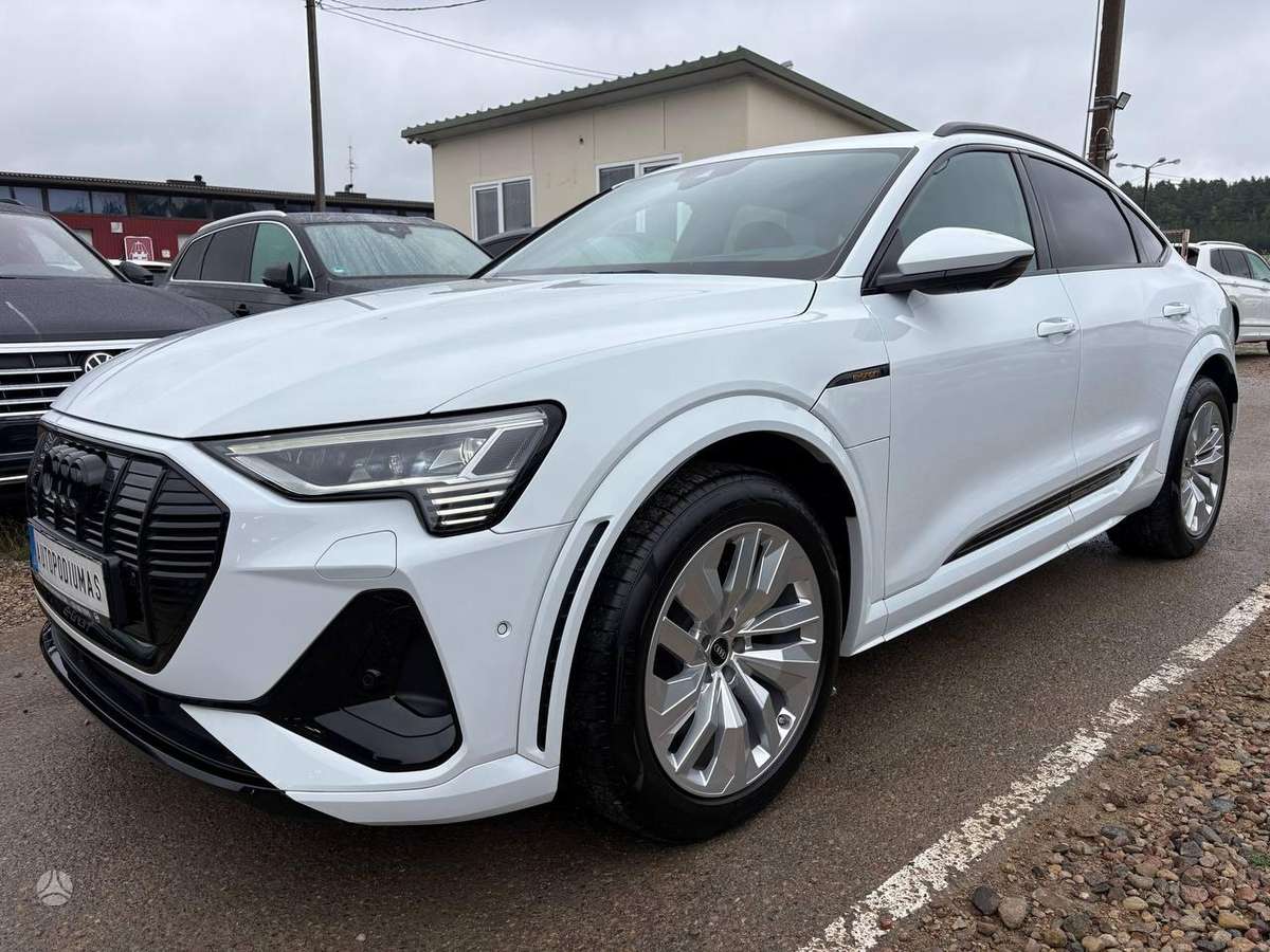 Audi e-tron S, visureigis / krosoveris