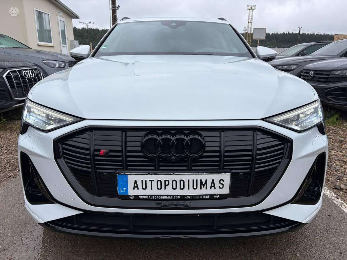 Audi e-tron S, visureigis / krosoveris