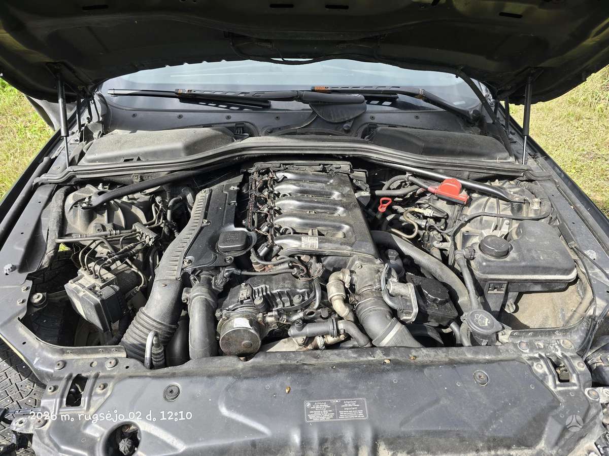 BMW 525, Универсал