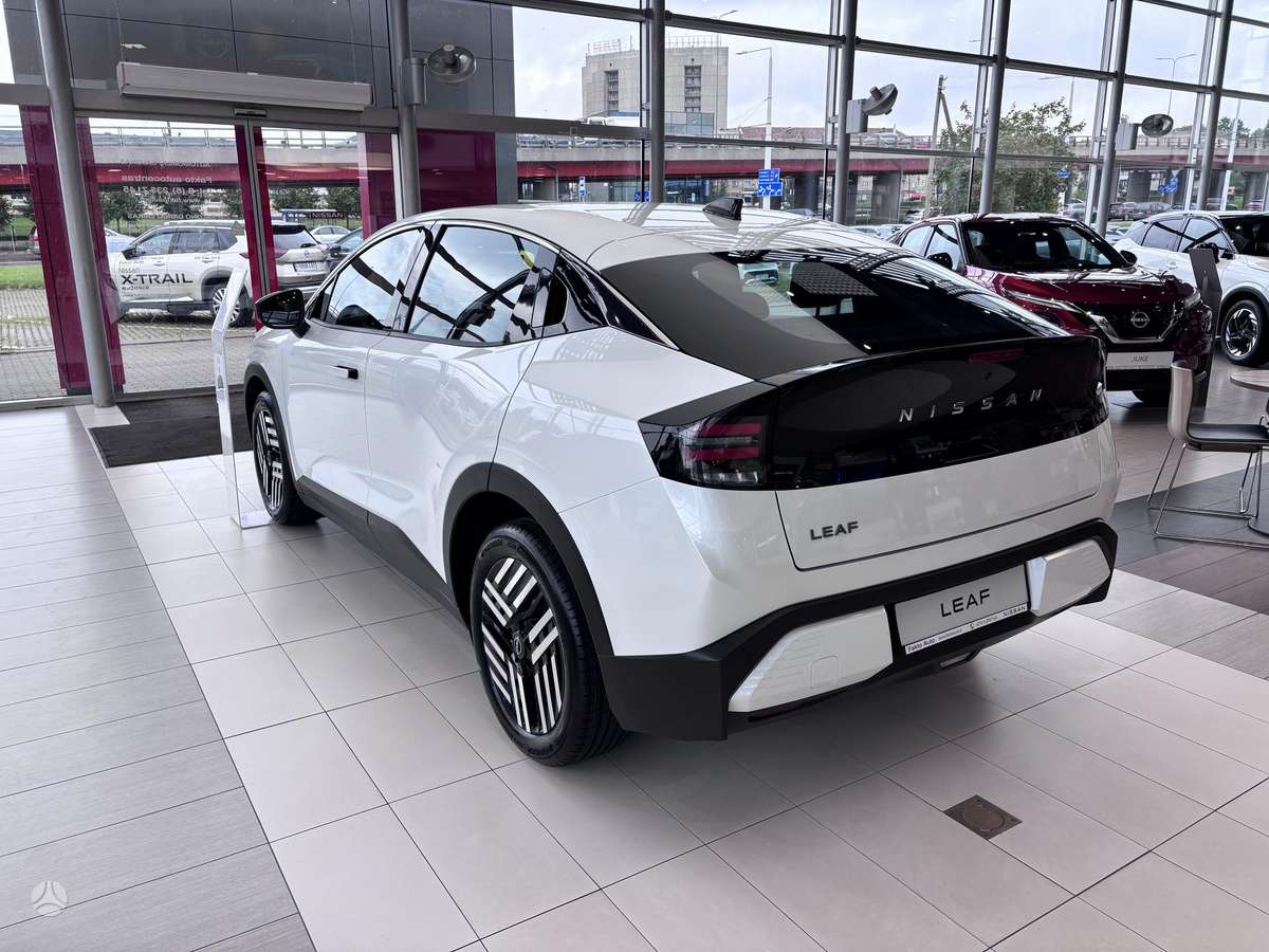 Nissan Leaf, off-road / crossover