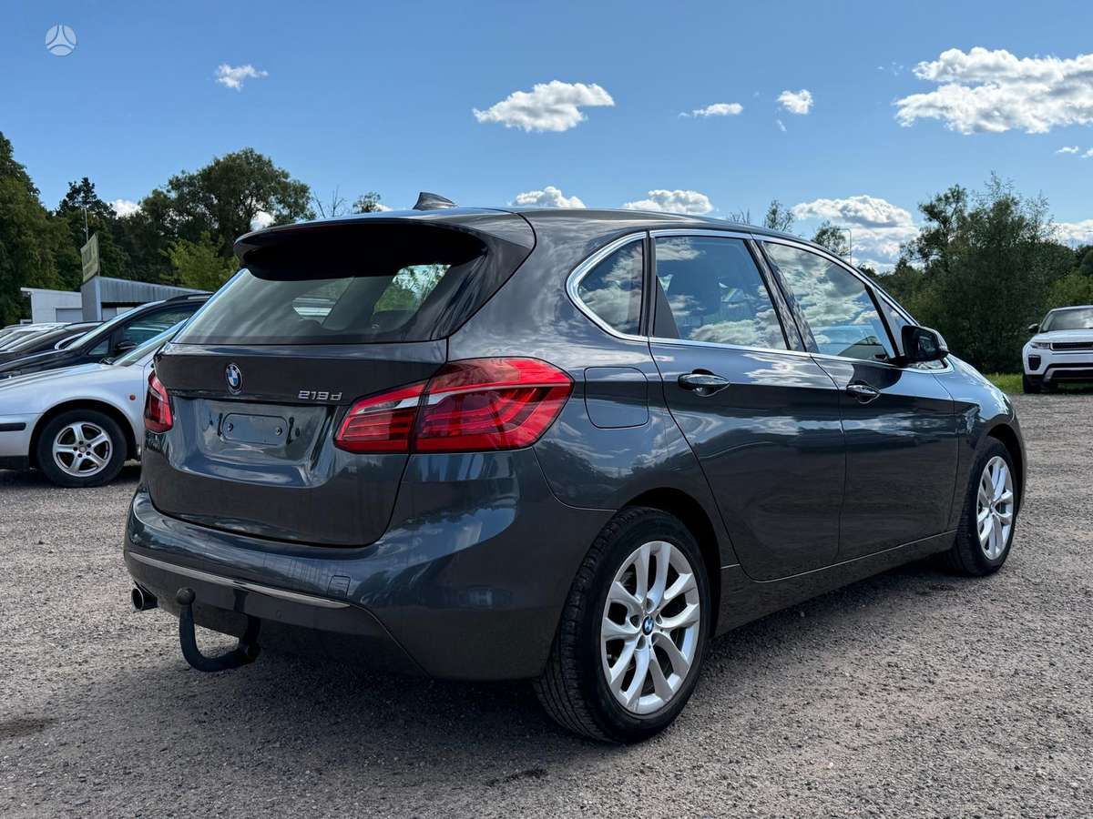BMW 218 Active Tourer, 2.0 l., Хэтчбек