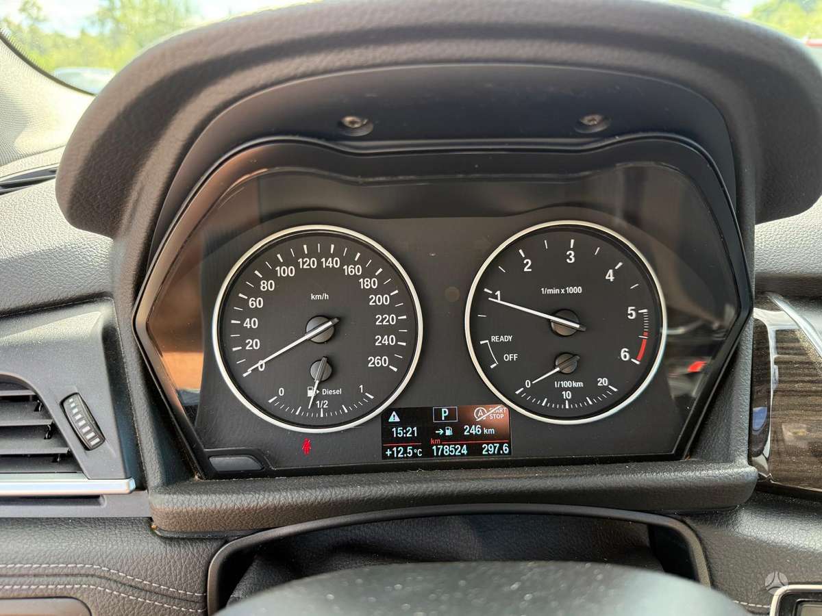 BMW 218 Active Tourer, 2.0 l., Хэтчбек