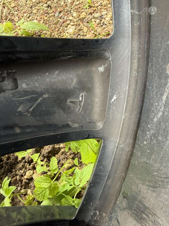 TESLA Model Y 2 Vnt, light alloy, R20