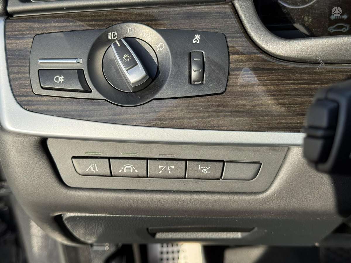 BMW M5, 4.4 l., Седан