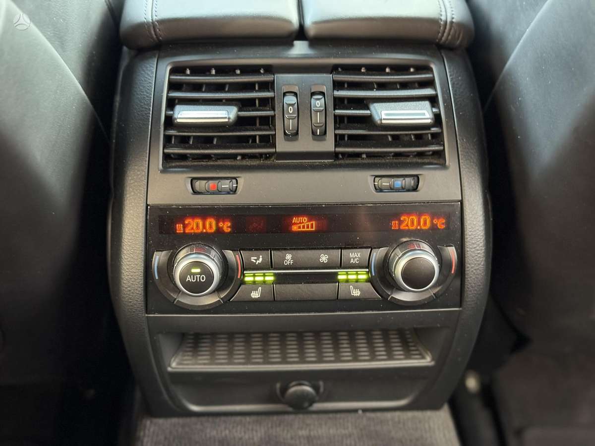 BMW M5, 4.4 l., Седан