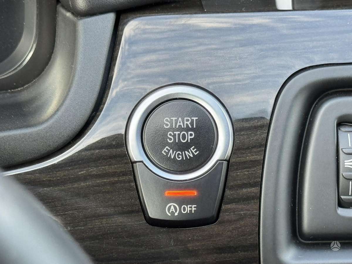 BMW M5, 4.4 l., Седан