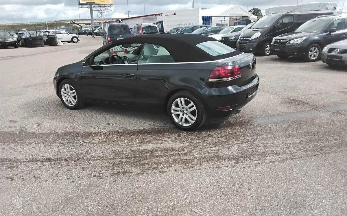 Volkswagen Golf - 4