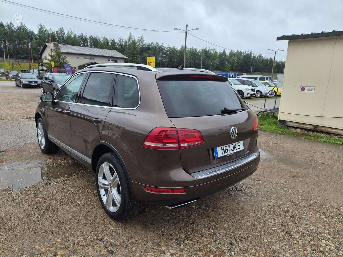 Volkswagen Touareg - 3