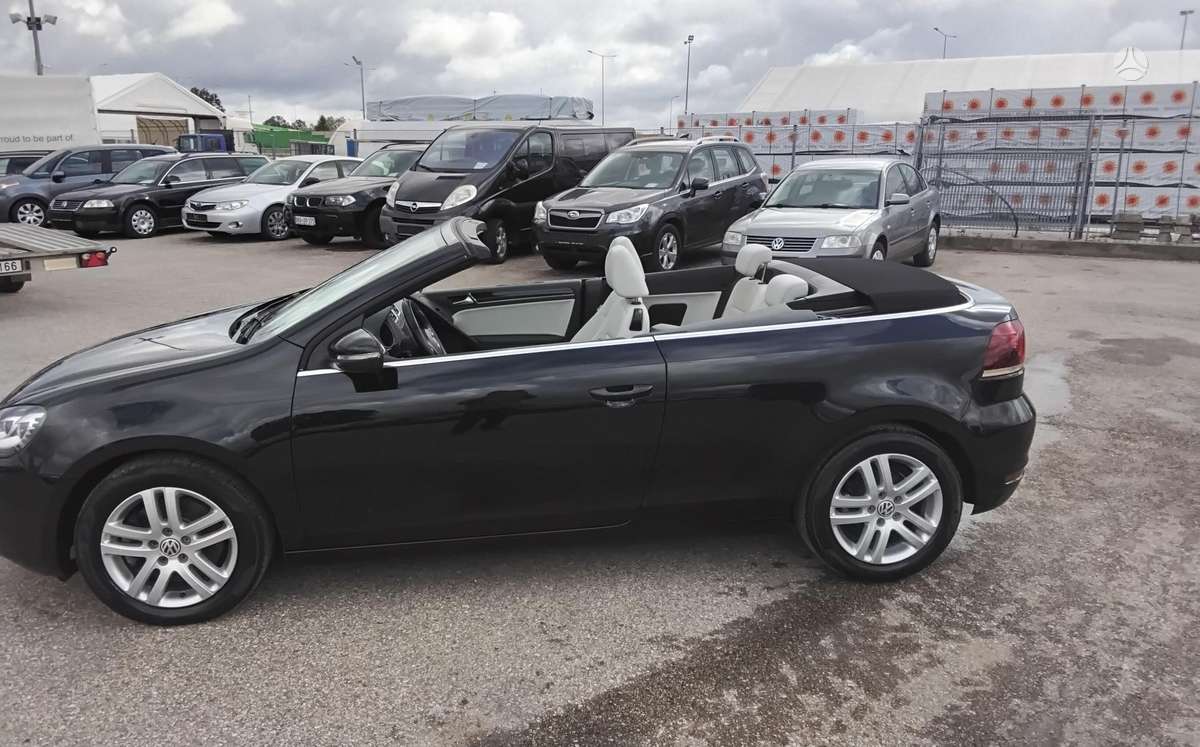 Volkswagen Golf - 10