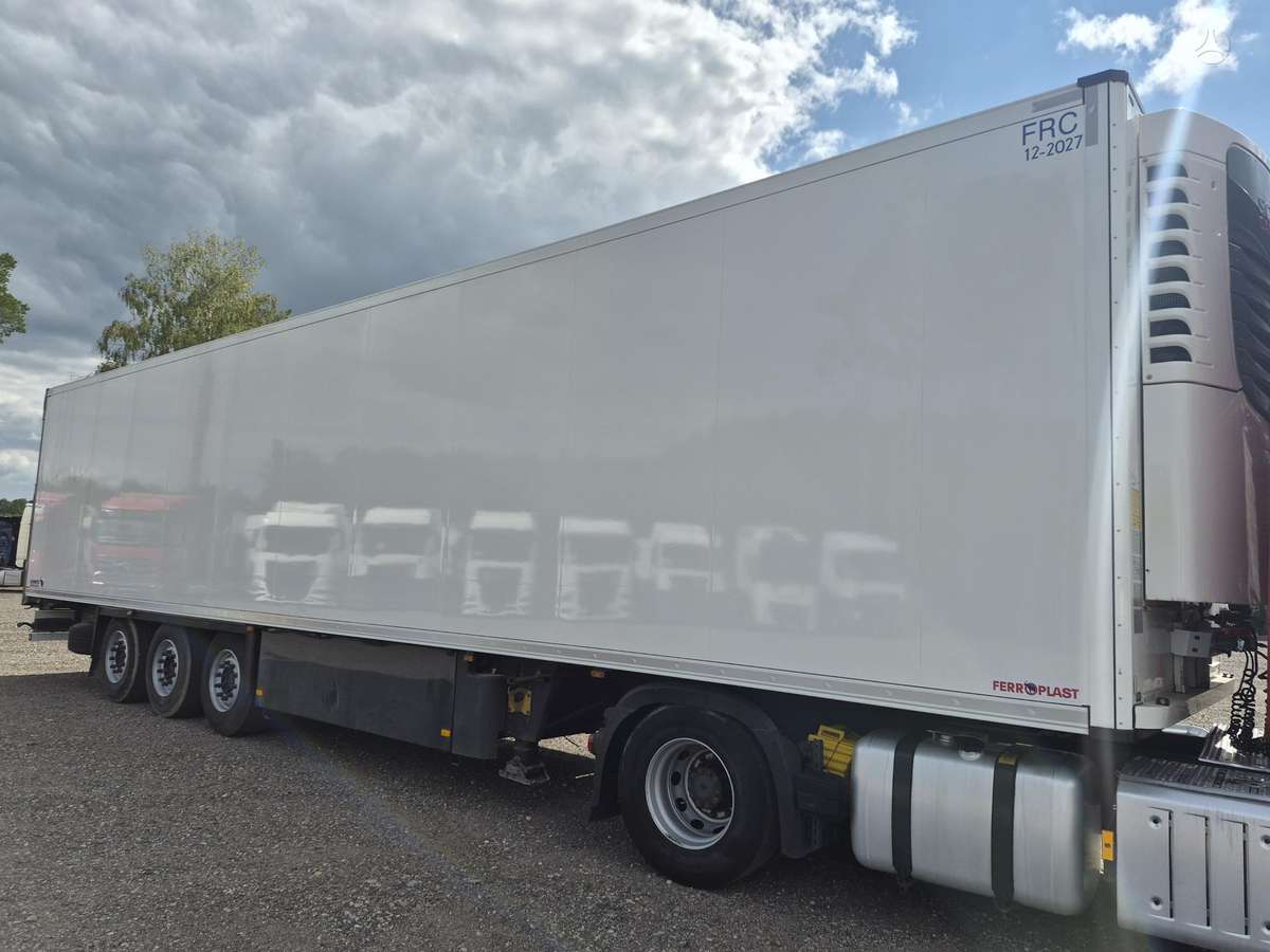 Schmitz SCB Double Stock, refrigerated