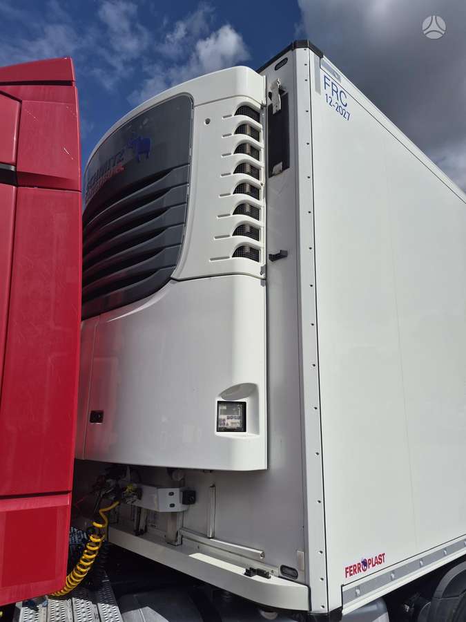 Schmitz SCB Double Stock, refrigerated