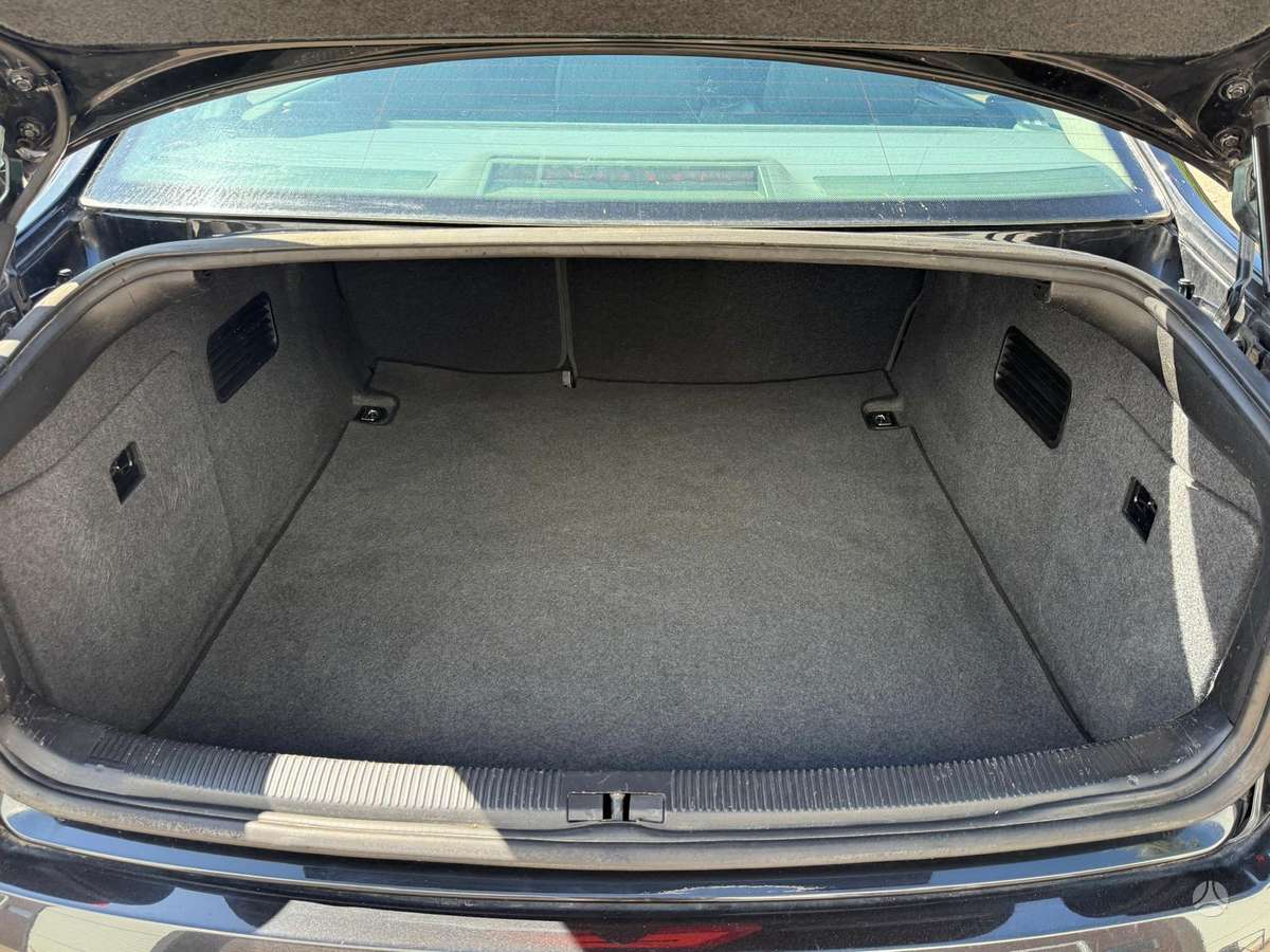 Audi A6, 1.9 l., Седан