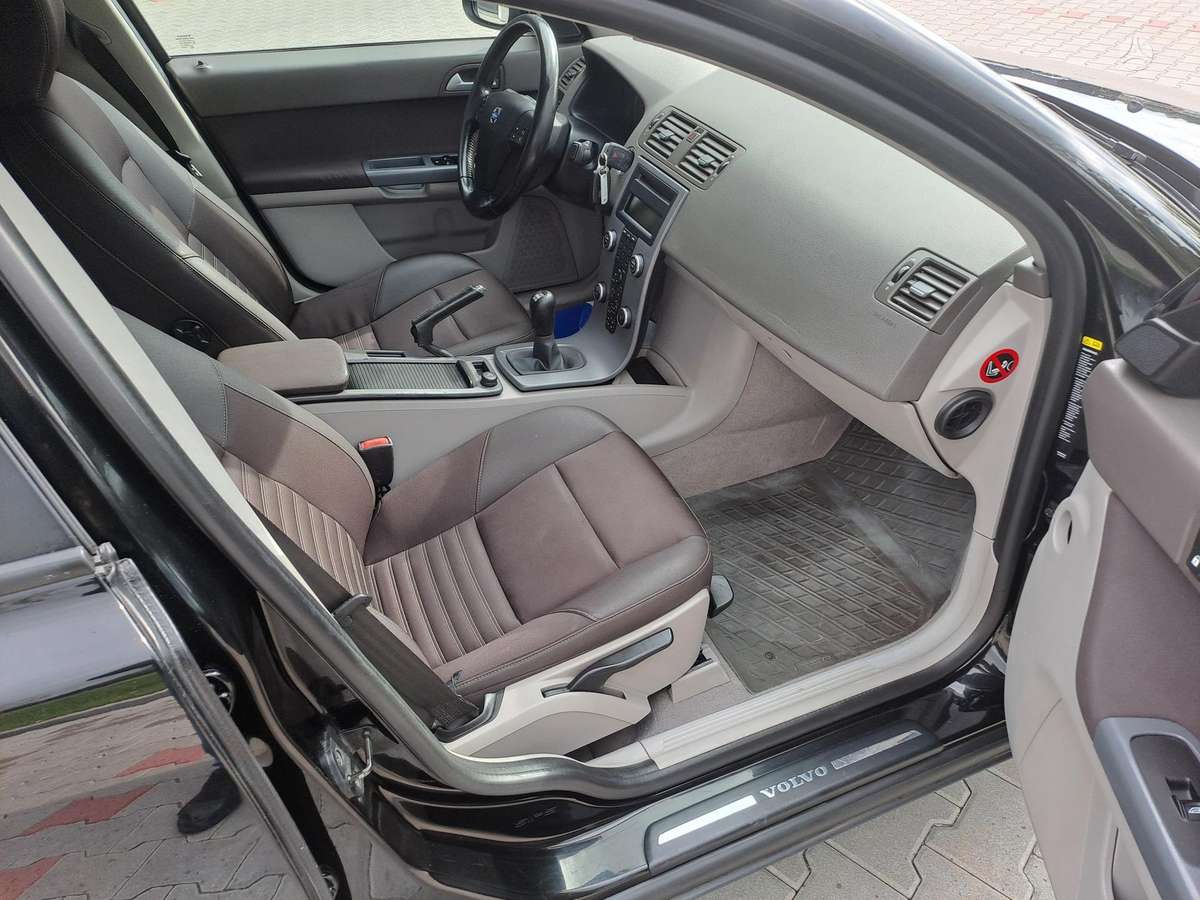 Volvo S40 - 11