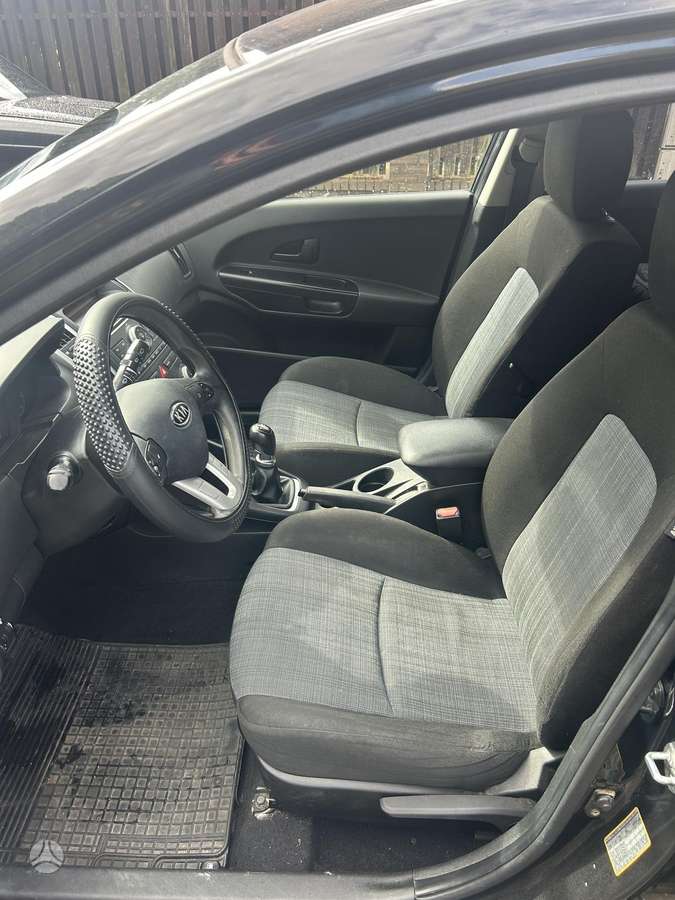 Kia Ceed, 1.4 l., Хэтчбек