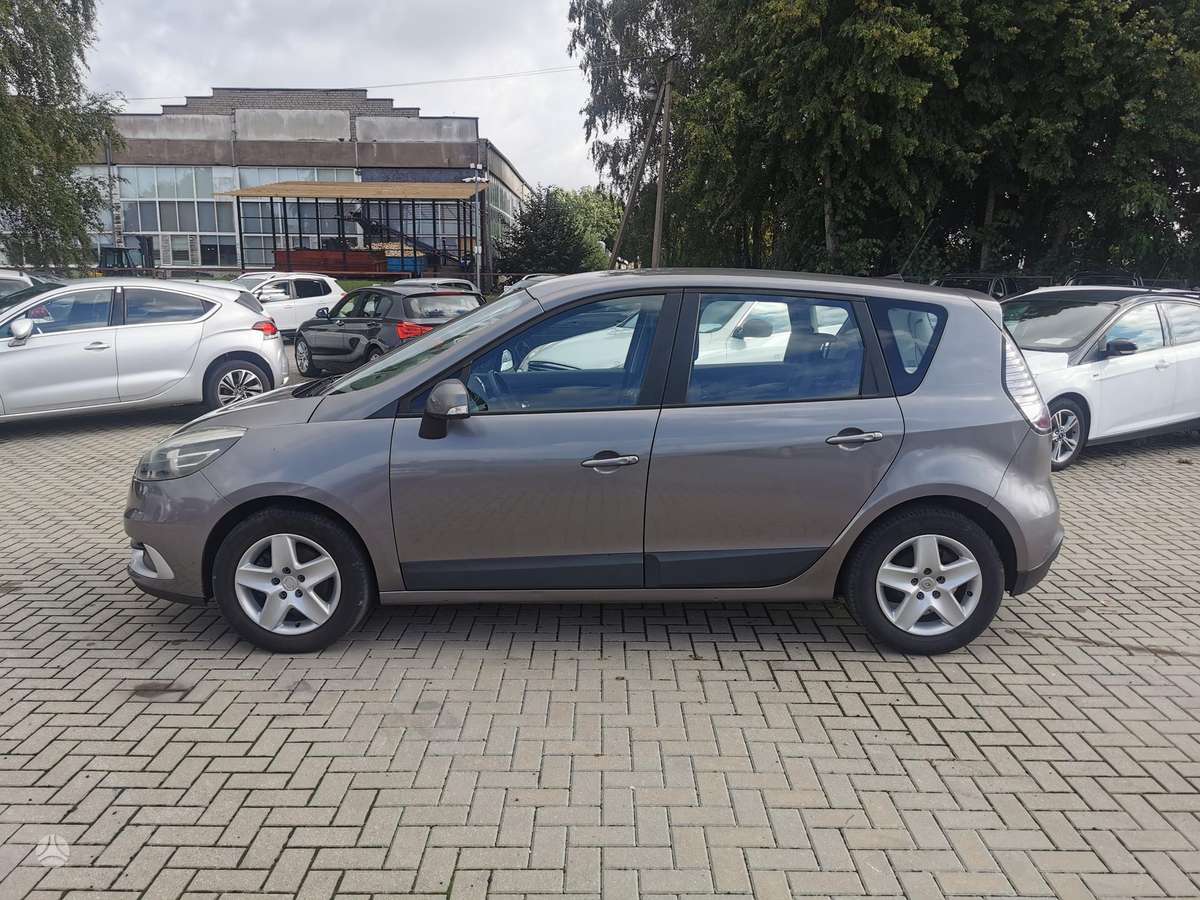 Renault Scenic, 1.5 l., Минивэн