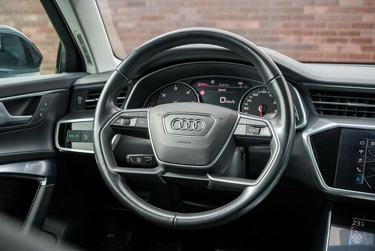Audi A6, 2.0 l., universalas