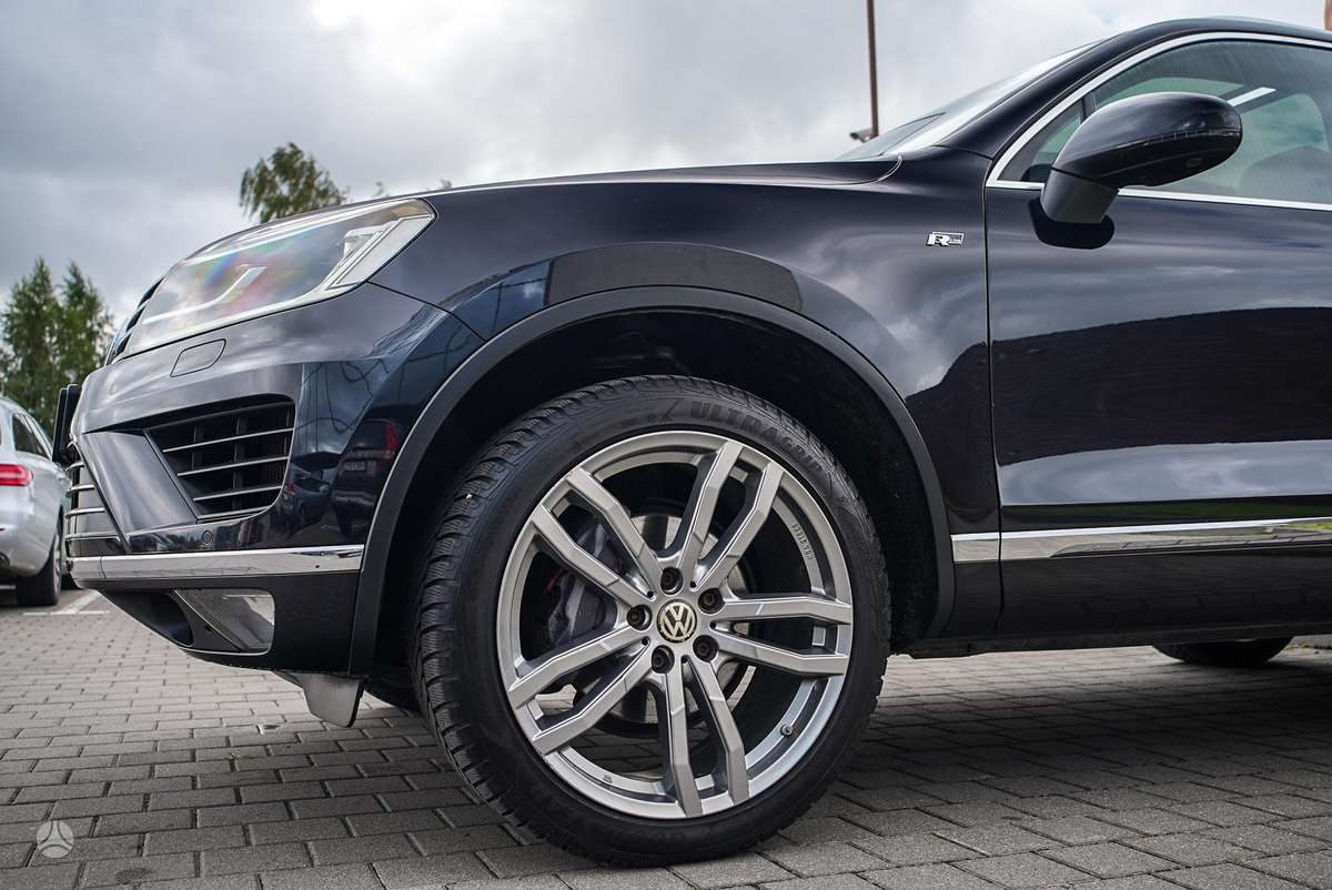 Volkswagen Touareg - 4