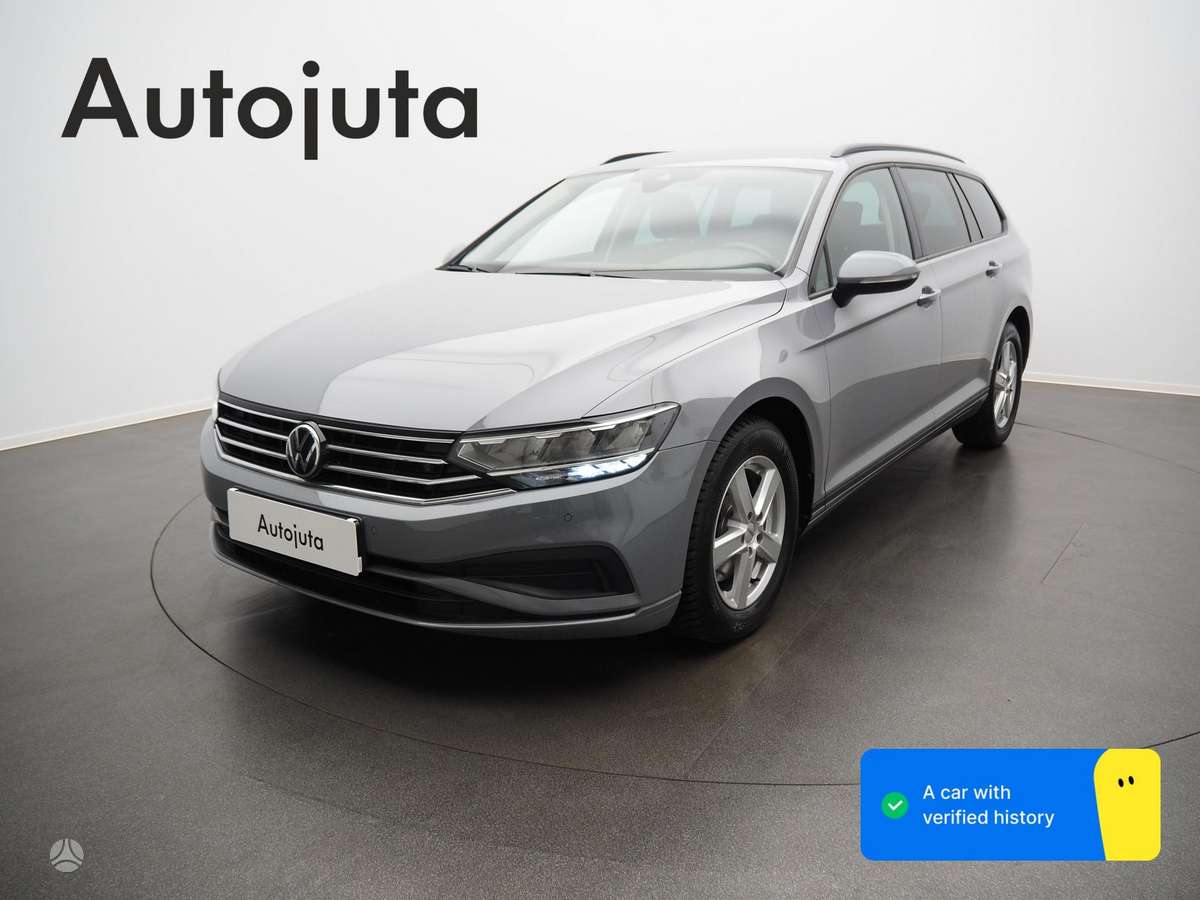 Volkswagen Passat - 1