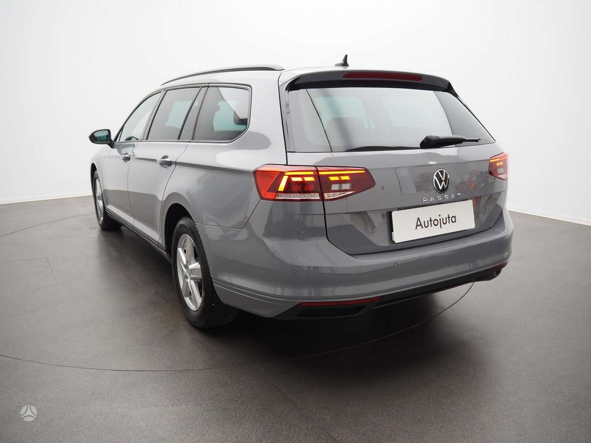 Volkswagen Passat - 6