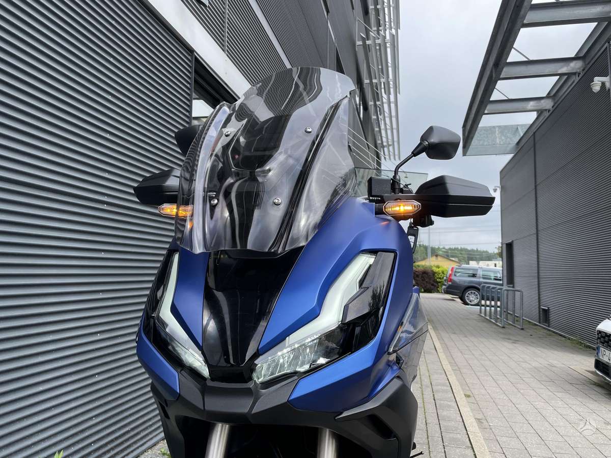 Honda ADV350 350cc, мотороллеры / мопеды