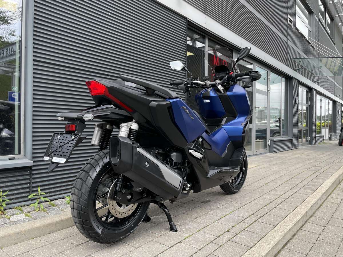 Honda ADV350 350cc, мотороллеры / мопеды