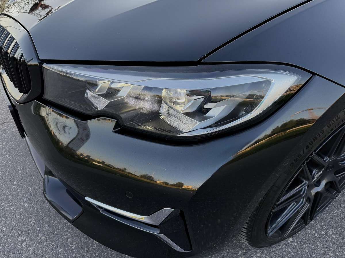 BMW 320 - 6