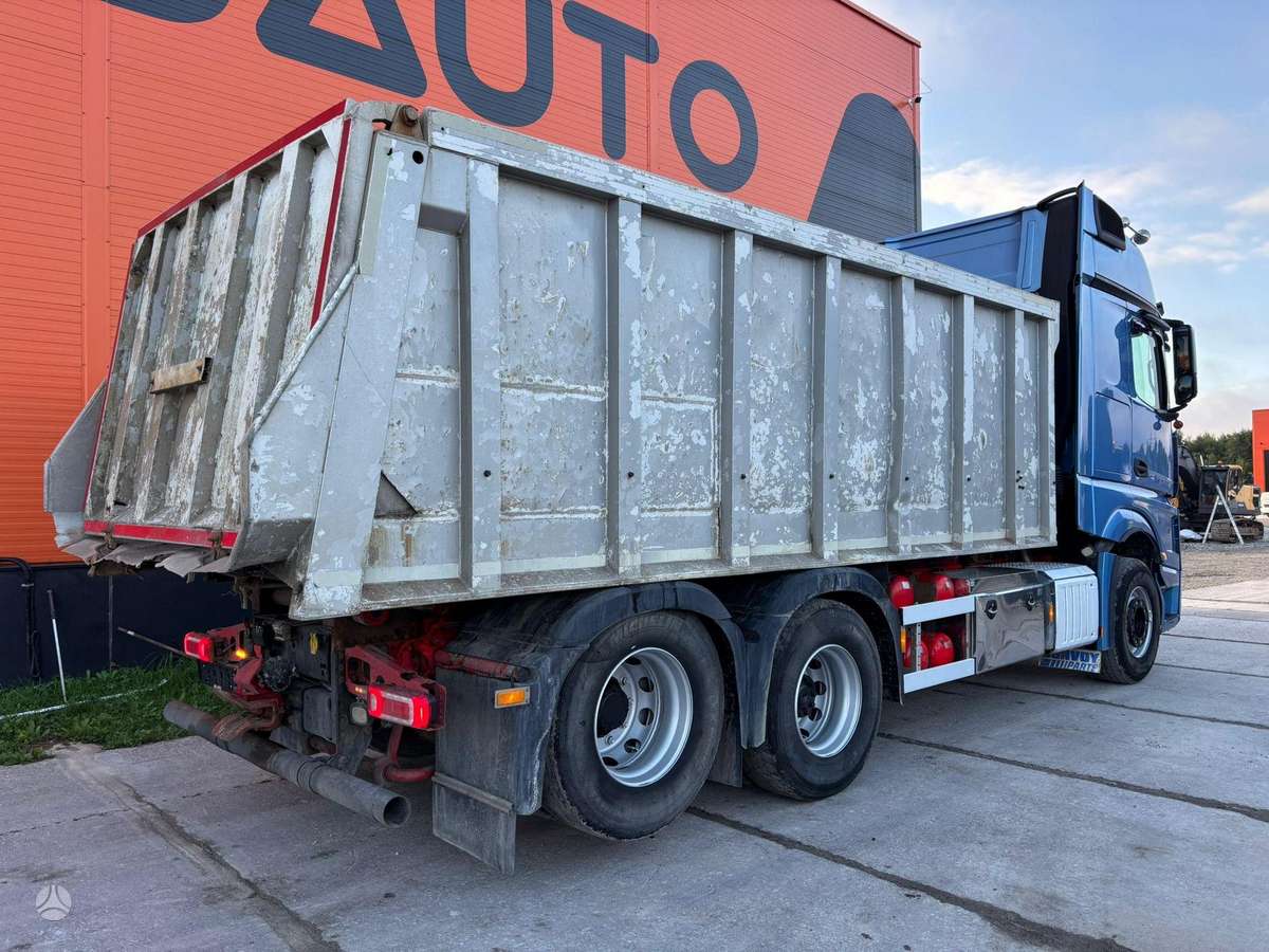 Mercedes-Benz Actros 2653 6x2, самосвалы