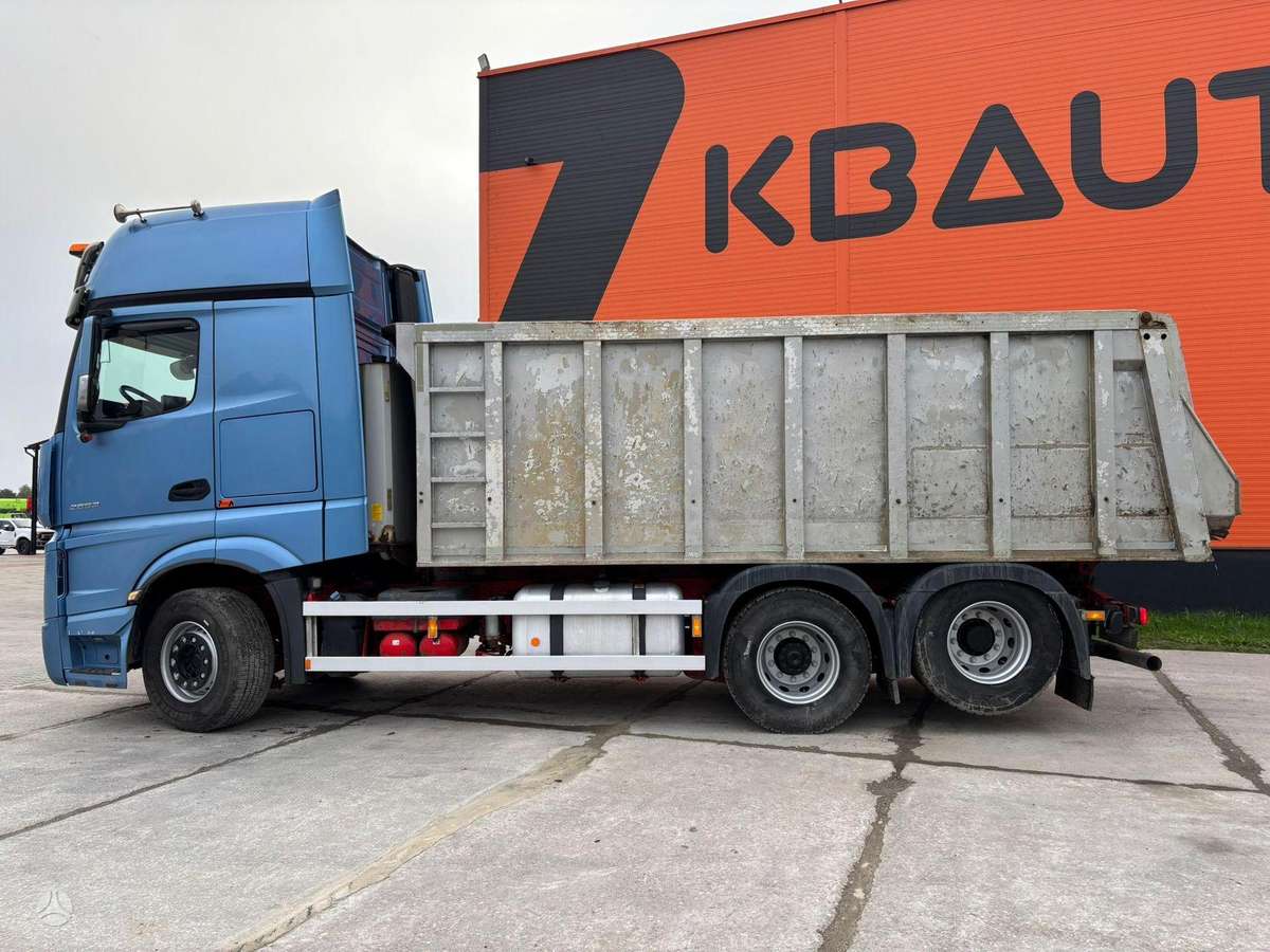 Mercedes-Benz Actros 2653 6x2, самосвалы