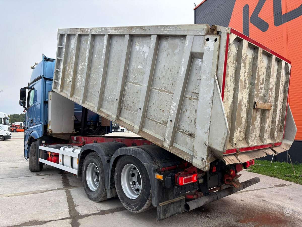 Mercedes-Benz Actros 2653 6x2, самосвалы