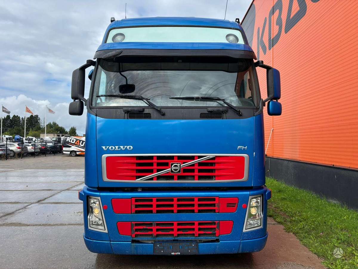 Volvo FH 440 4x2, single sleeper