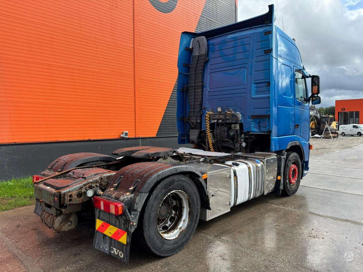 Volvo FH 440 4x2, single sleeper