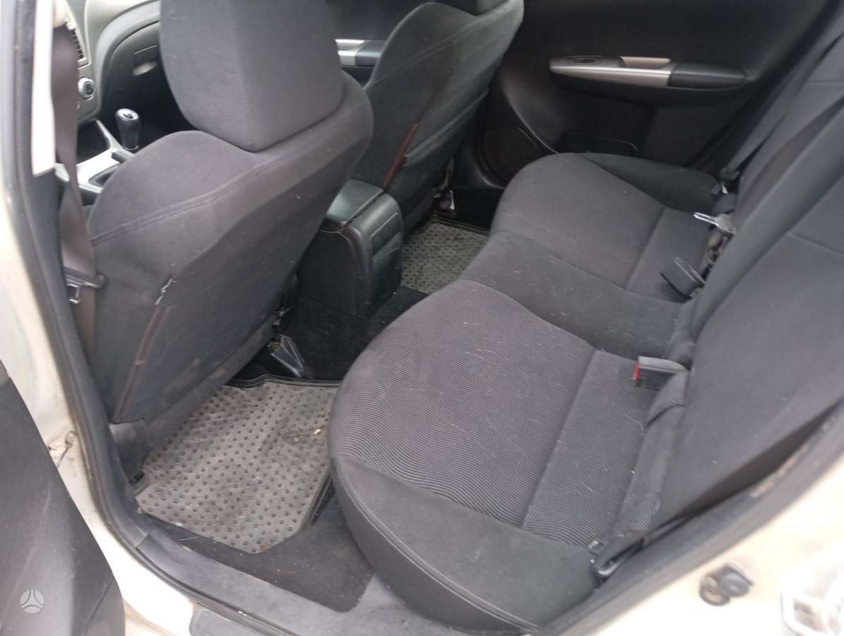Subaru Impreza - 4