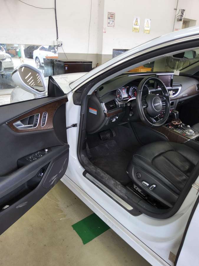 Audi A7, Хэтчбек