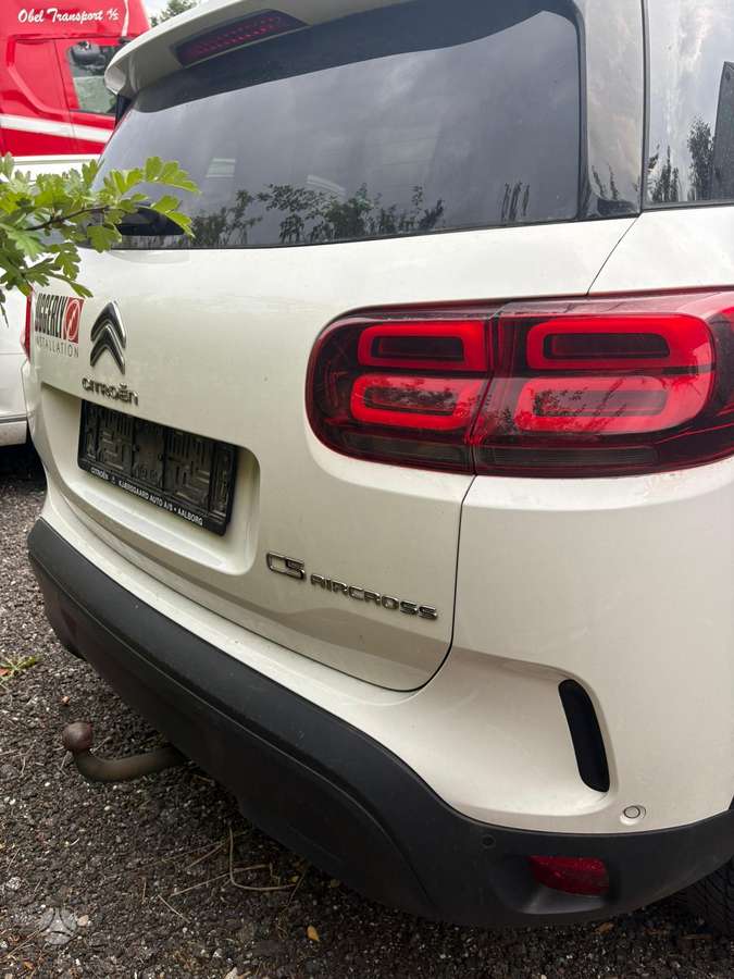 Citroen C5 Aircross dalimis. Dalimis dažų kodas ewp