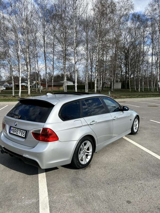 BMW 318, 2.0 l., wagon