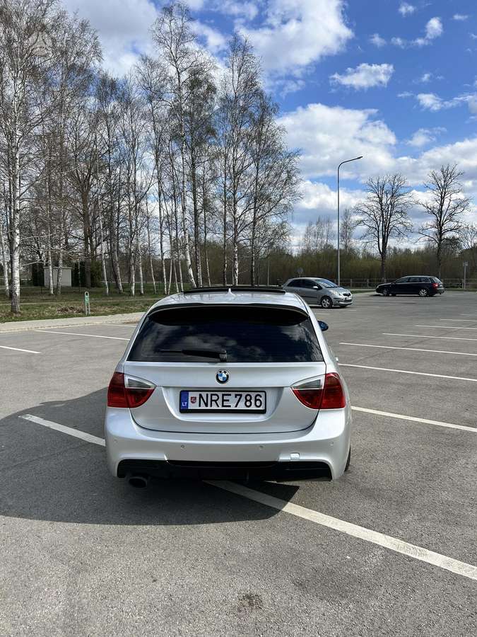 BMW 318, 2.0 l., wagon