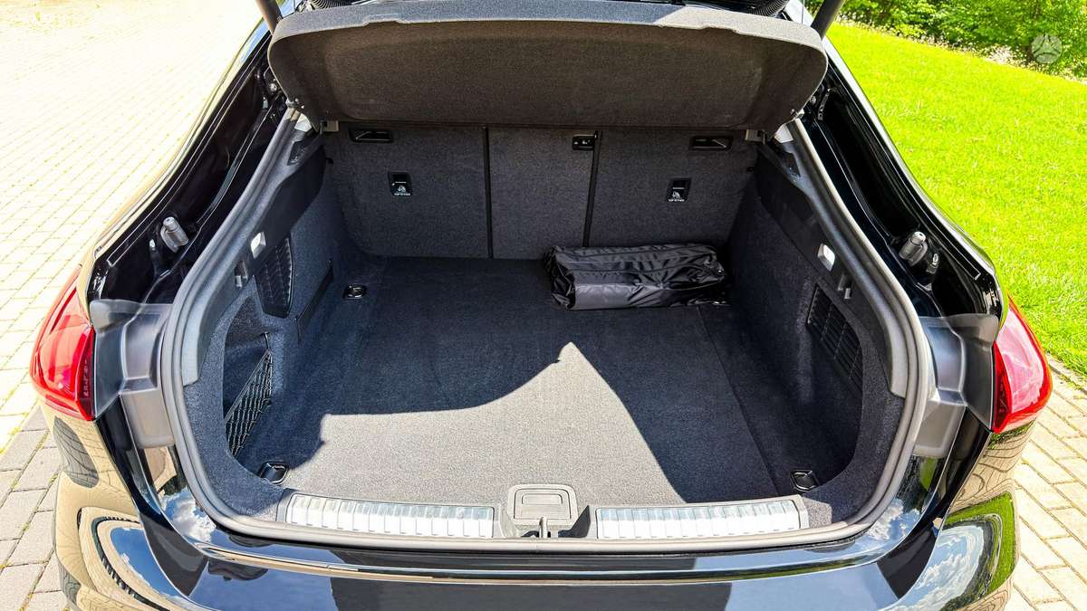 Audi A5, 2.0 l., Хэтчбек