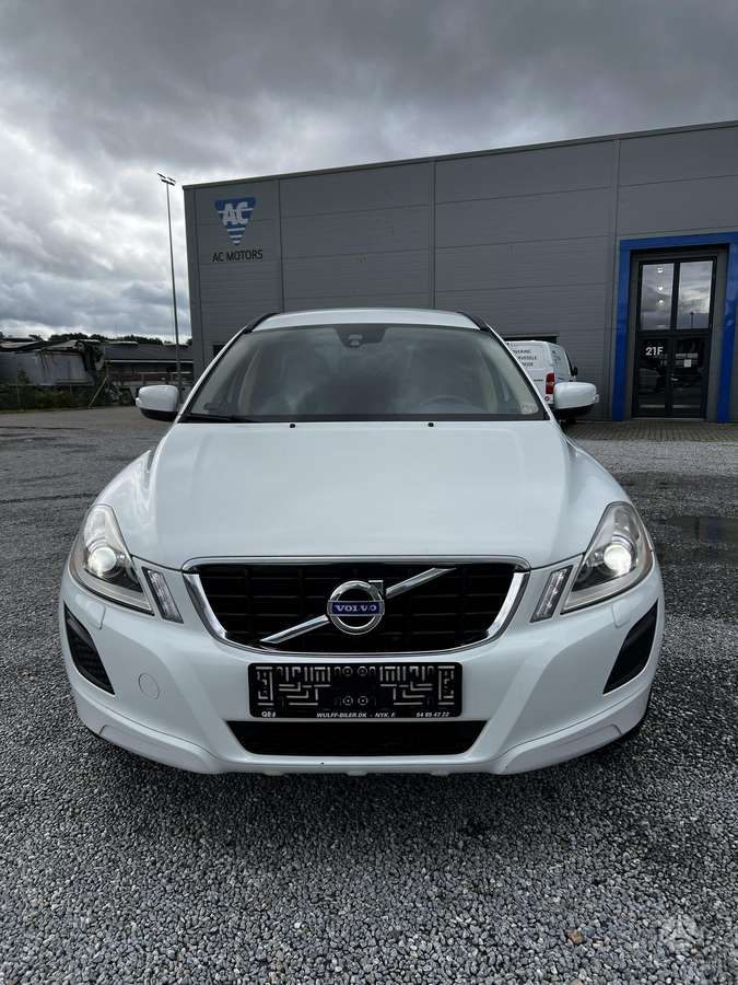 Volvo XC60 - 2