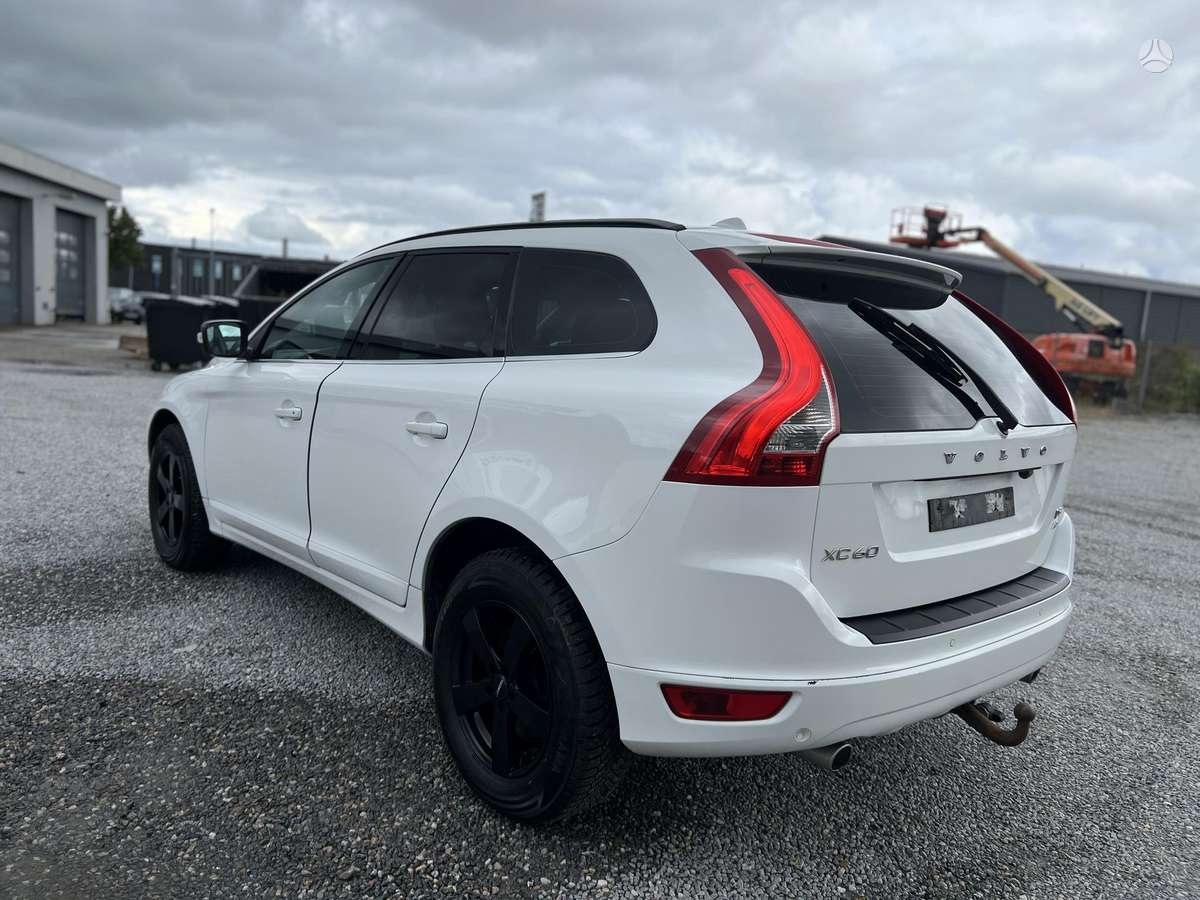 Volvo XC60 - 4