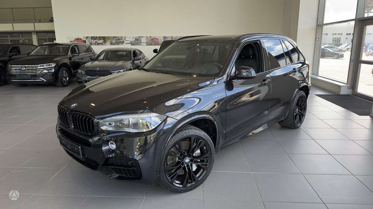 BMW X5, 3.0 l., off-road / crossover
