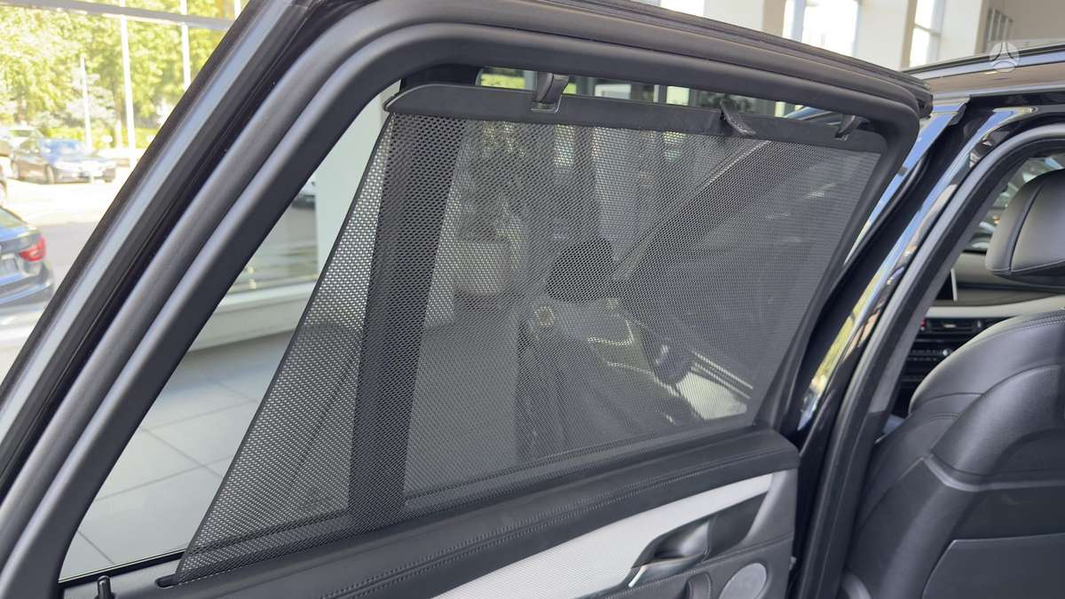 BMW X5, 3.0 l., off-road / crossover
