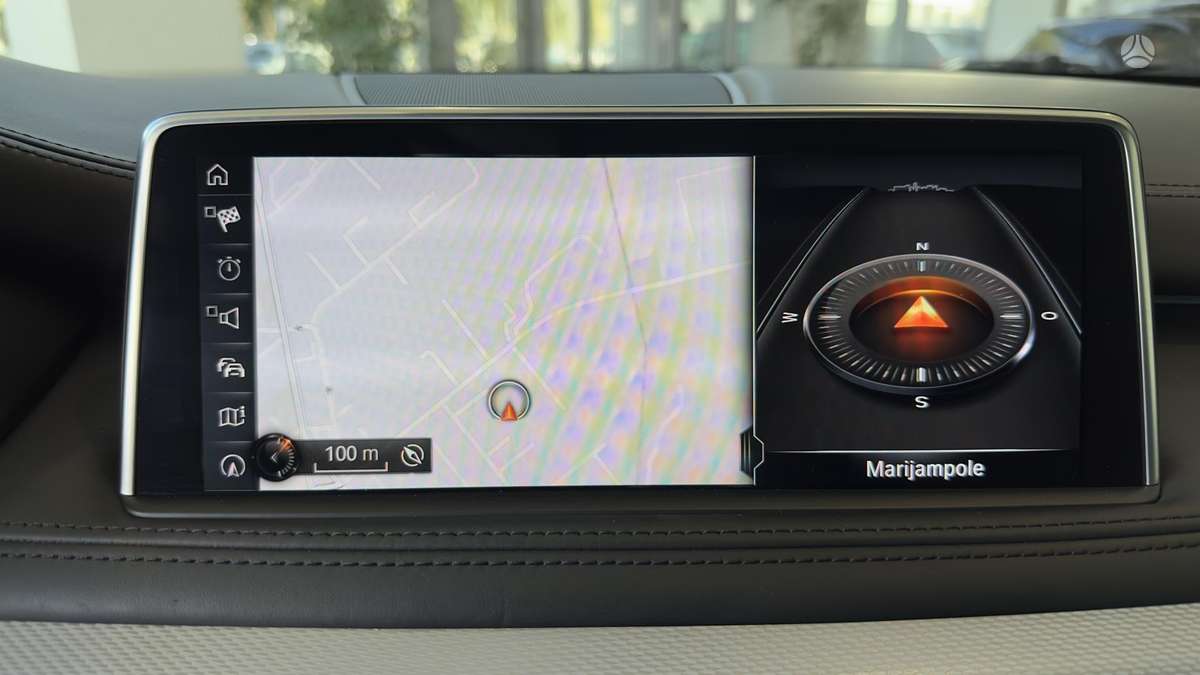 BMW X5, 3.0 l., off-road / crossover