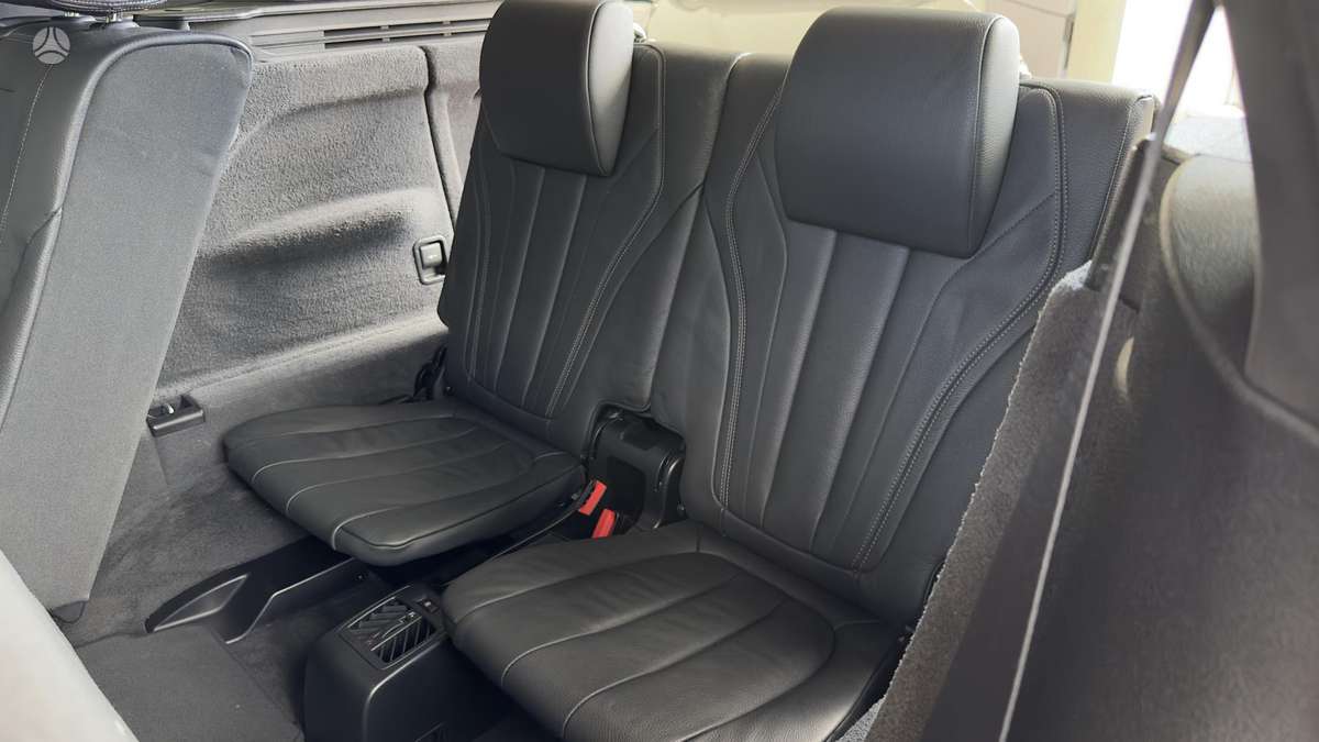BMW X5, 3.0 l., off-road / crossover