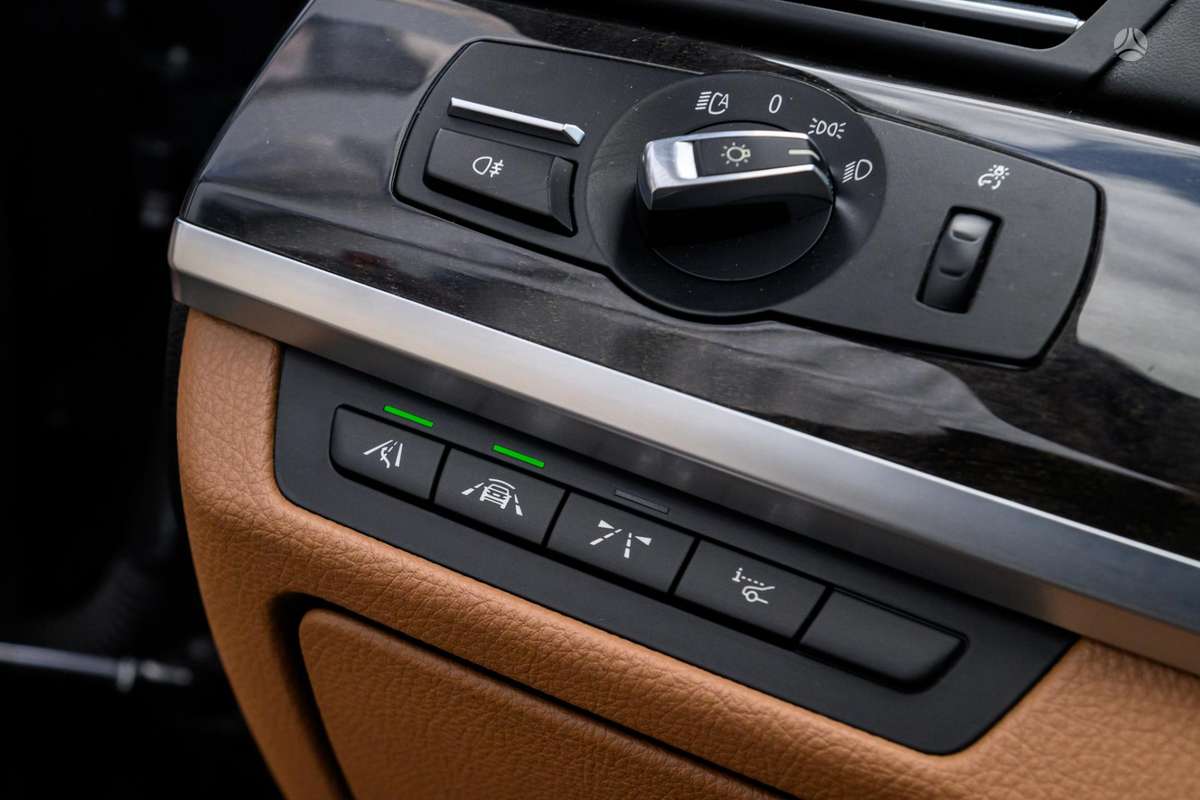 BMW 730, 3.0 l., Седан