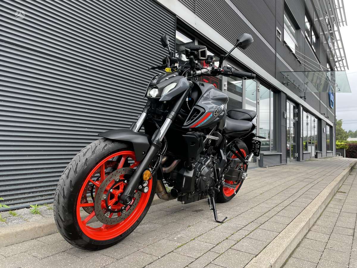 Yamaha MT 07 700cc, street / classic