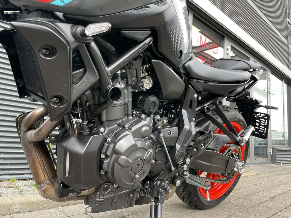 Yamaha MT 07 700cc, street / classic