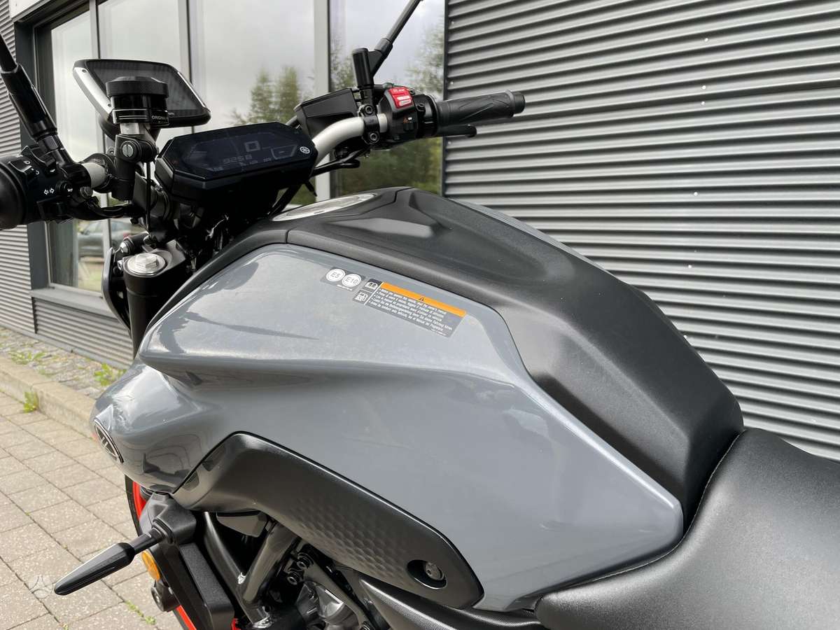 Yamaha MT 07 700cc, street / classic