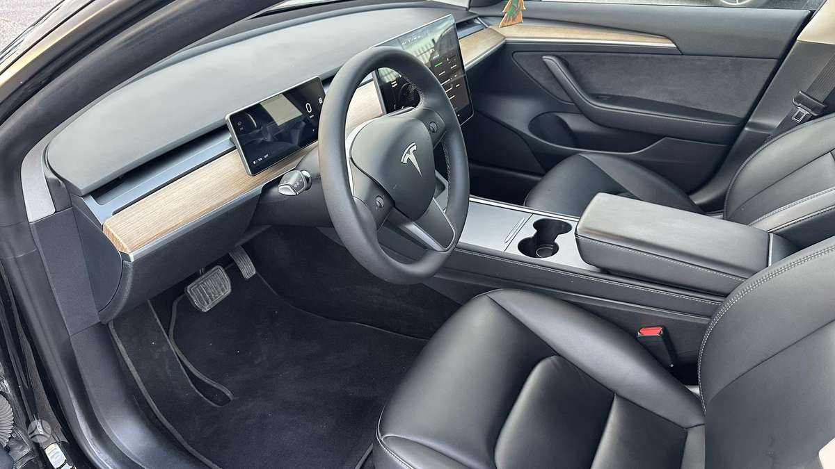 Tesla Model 3, 82 кВт·ч, Седан